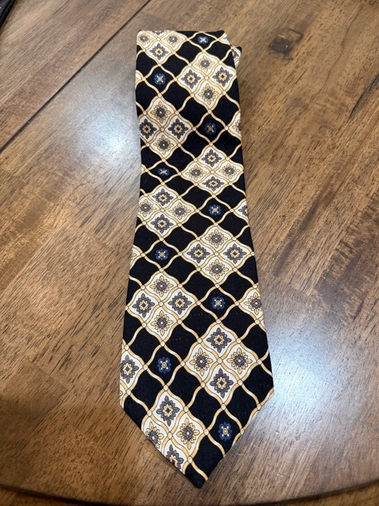 Oscar de la Renta Other - vtg 90s Oscar DeLaRenta Silk Tie Art Black Gold  MobBoss Necktie 4x59 Medallion